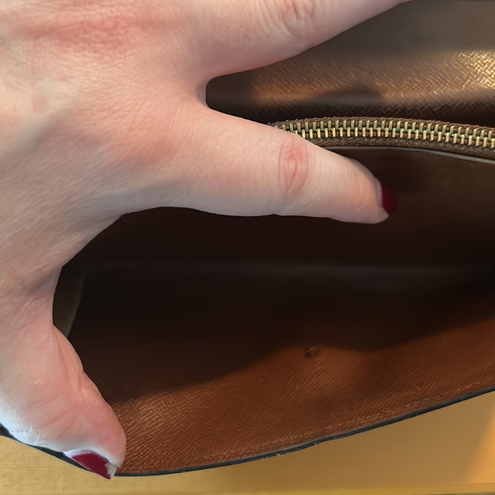 Authentic Louis Vuitton Monogram Sara Wallet - Picture 7 of 12
